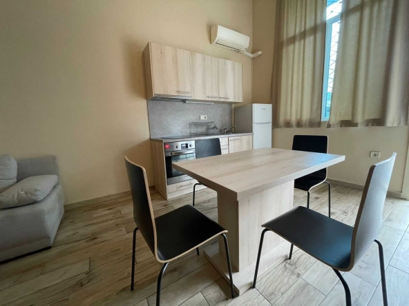 Дава се под наем Двустаен апартамент в София, Студентски град - 55 кв.м за 449 € - Снимка #1