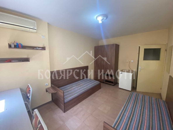 Дава се под наем Двустаен апартамент в Велико Търново, Център - 55 кв.м за 229.5 € - Снимка #1