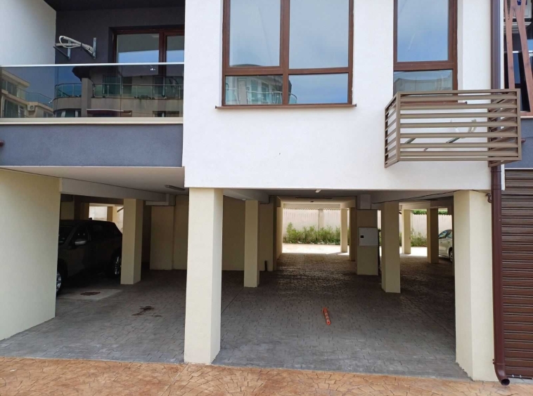 Дава се под наем Гараж / Паркомясто в Бургас, Сарафово - 20 кв.м за 76.5 € - Снимка #1