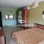 Дава се под наем Тристаен апартамент в к.к. Св.Св. Константин и Елена - 105 кв.м за 1000 € - Снимка #1