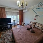 Тристаен апартамент в Шумен, Тракия - 84 кв.м за 1154 €/кв.м - Снимка #1