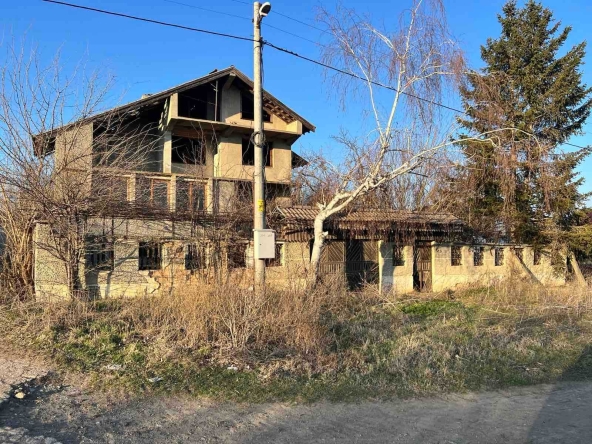 Къща в с. Здравец, Област Търговище - 200 кв.м за 166 €/кв.м - Снимка #1