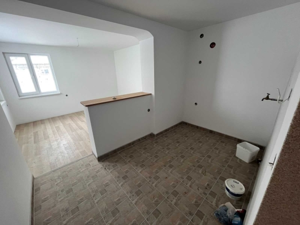 Етаж от къща в Търговище, Боровец - 90 кв.м за 1473 €/кв.м - Снимка #1