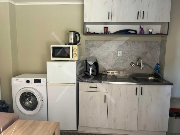 Дава се под наем Двустаен апартамент в Варна, Бриз - 40 кв.м за 350 € - Снимка #1