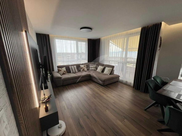 Тристаен апартамент в Бургас, Сарафово - 110 кв.м за 3391 €/кв.м - Снимка #1