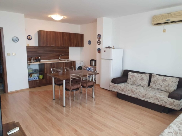 Двустаен апартамент в Свети Влас - 69 кв.м за 972 €/кв.м - Снимка #1