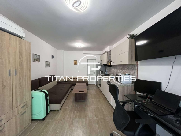 Дава се под наем Едностаен апартамент в Варна, Център - 40 кв.м за 450 € - Снимка #1