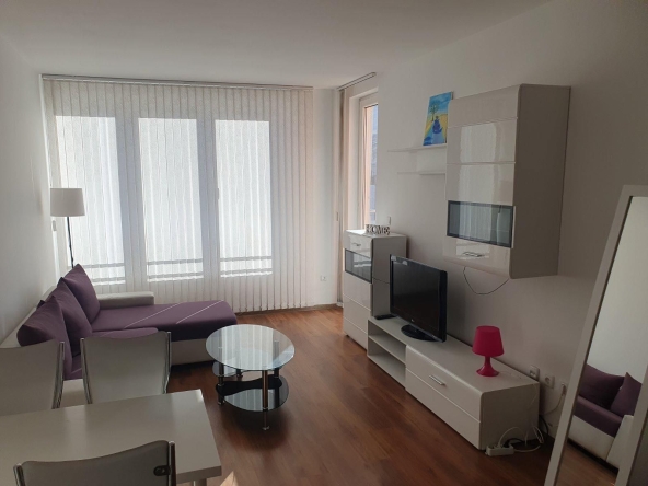 Дава се под наем Двустаен апартамент в София, Кръстова вада - 58 кв.м за 720 € - Снимка #1