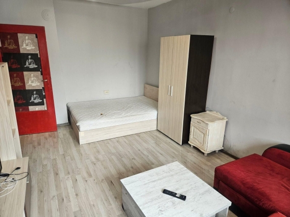 Дава се под наем Двустаен апартамент в Пловдив, Кършияка - 60 кв.м за 331.5 € - Снимка #1