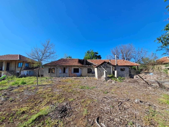 Къща в с. Поликраище, Област Велико Търново - 40 кв.м за 1025 €/кв.м - Снимка #1