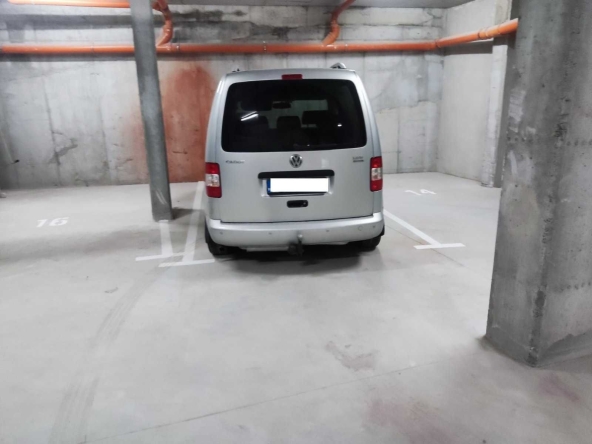 Дава се под наем Гараж / Паркомясто в София, Студентски град - 15 кв.м за 48.45 € - Снимка #1