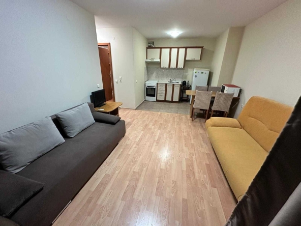 Двустаен апартамент в к.к. Слънчев бряг - 60 кв.м за 1050 €/кв.м - Снимка #1