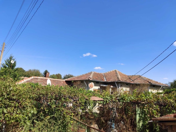 Къща в с. Овчарово, Област Добрич - 80 кв.м за 313 €/кв.м - Снимка #1