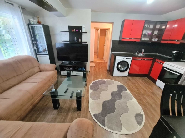 Дава се под наем Двустаен апартамент в София, Филиповци - 50 кв.м за 382.5 € - Снимка #1