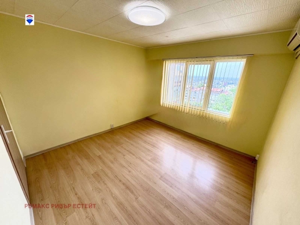 Тристаен апартамент в Русе, Дружба 3 - 81 кв.м за 1172 €/кв.м - Снимка #1