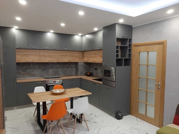 Тристаен апартамент в София, Младост 4 - 115 кв.м за 1644 €/кв.м - Снимка #1
