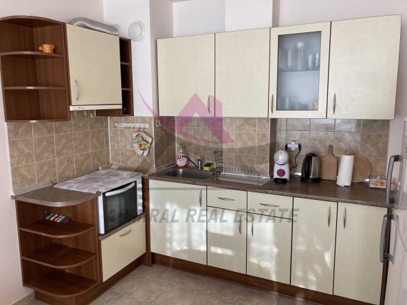 Дава се под наем Двустаен апартамент в Варна, Бриз - 70 кв.м за 450 € - Снимка #1