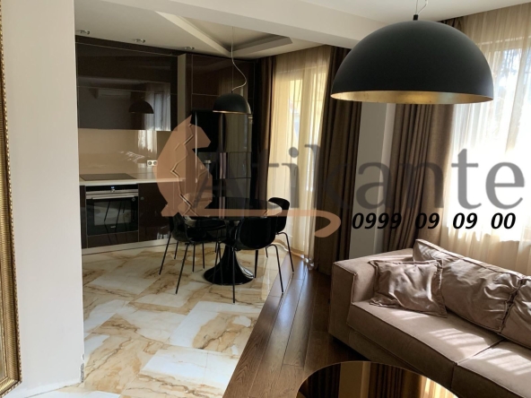 Двустаен апартамент в София, Лозенец - 90 кв.м за 4989 €/кв.м - Снимка #1