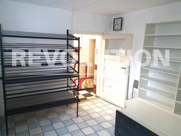 Дава се под наем Заведение в Варна, Център - 32 кв.м за 250 € - Снимка #1