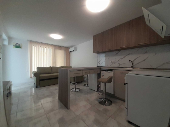 Двустаен апартамент в Варна, Бриз - 55 кв.м за 2000 €/кв.м - Снимка #1