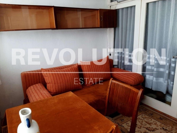 Дава се под наем Тристаен апартамент в Варна, Чайка - 75 кв.м за 375 € - Снимка #1