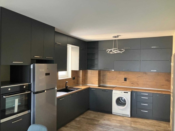 Двустаен апартамент в Пловдив, Тракия - 81 кв.м за 1840 €/кв.м - Снимка #1
