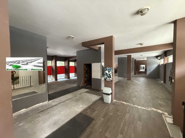 Магазин в Пловдив, Кючук Париж - 450 кв.м за 1378 €/кв.м - Снимка #1