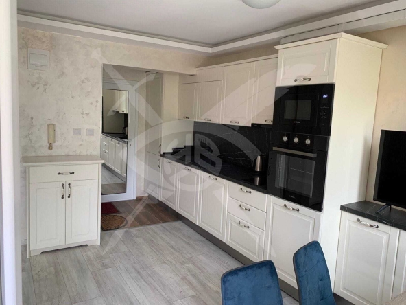 Дава се под наем Едностаен апартамент в Варна, Генералите - 30 кв.м за 410 € - Снимка #1