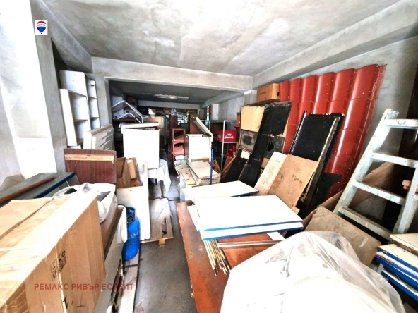 Гараж / Паркомясто в Русе, Дружба 2 - 62 кв.м за 386 €/кв.м - Снимка #1