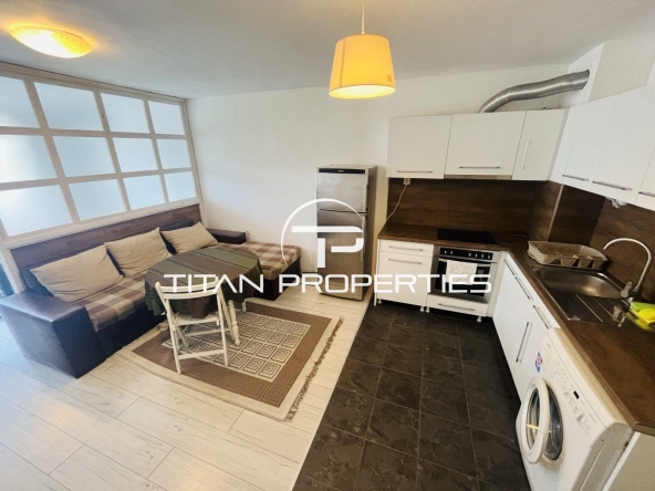 Дава се под наем Едностаен апартамент в Пловдив, Гагарин - 35 кв.м за 300 € - Снимка #1