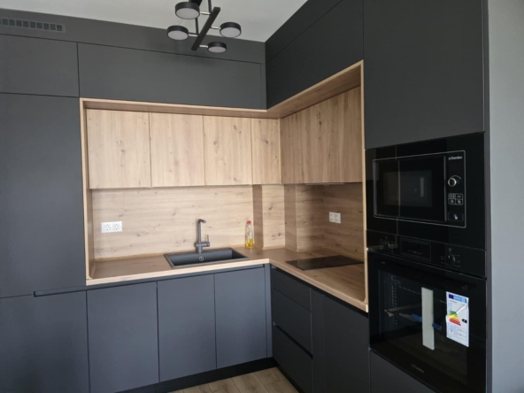 Дава се под наем Двустаен апартамент в Пловдив, Център - 79 кв.м за 550 € - Снимка #1