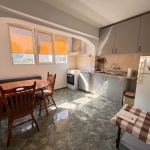 Дава се под наем Тристаен апартамент в Бургас, Славейков - 75 кв.м за 418.2 € - Снимка #1