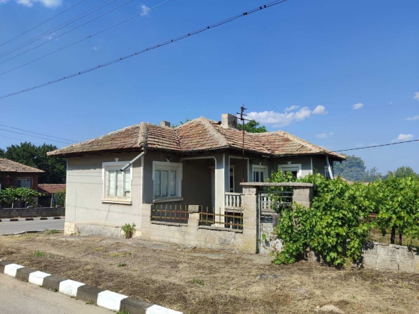 Къща в с. Владимирово, Област Добрич - 100 кв.м за 240 €/кв.м - Снимка #1