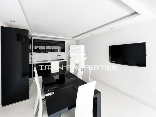 Дава се под наем Двустаен апартамент в Бургас, Изгрев - 48 кв.м за 612 € - Снимка #1