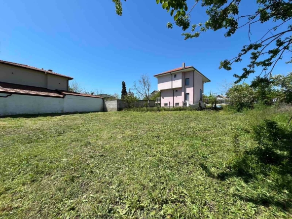 Парцел в Варна, Изгрев - 397 кв.м за 265 €/кв.м - Снимка #1