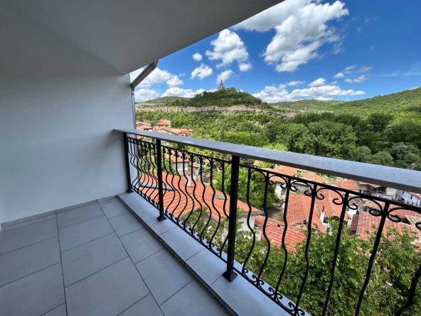 Тристаен апартамент в Велико Търново, Акация - 94 кв.м за 1118 €/кв.м - Снимка #1