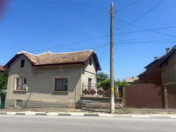 Къща в с. Садовец, Област Плевен - 126 кв.м за 202 €/кв.м - Снимка #1