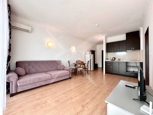 Двустаен апартамент в к.к. Слънчев бряг - 83 кв.м за 1144 €/кв.м - Снимка #1