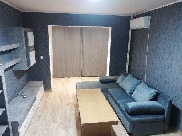 Дава се под наем Двустаен апартамент в Пловдив, Тракия - 65 кв.м за 375 € - Снимка #1