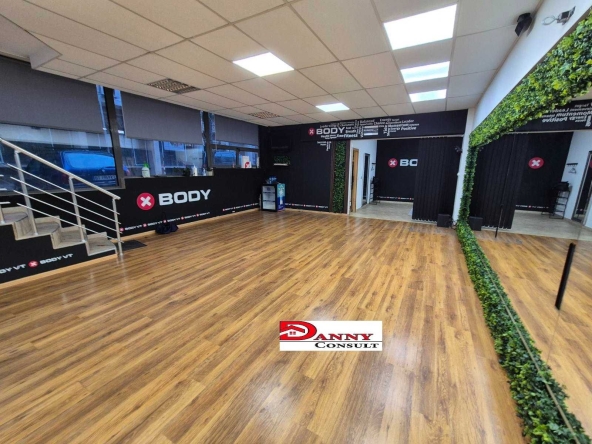 Магазин в Велико Търново, Акация - 64 кв.м за 1407 €/кв.м - Снимка #1