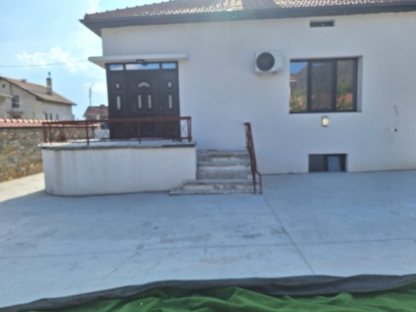 Къща в Шипка - 120 кв.м за 1530 €/кв.м - Снимка #1