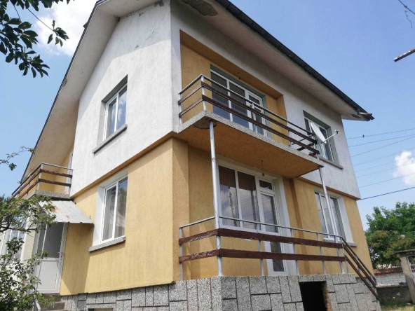 Къща в с. Горно Сахране, Област Стара Загора - 120 кв.м за 829 €/кв.м - Снимка #1