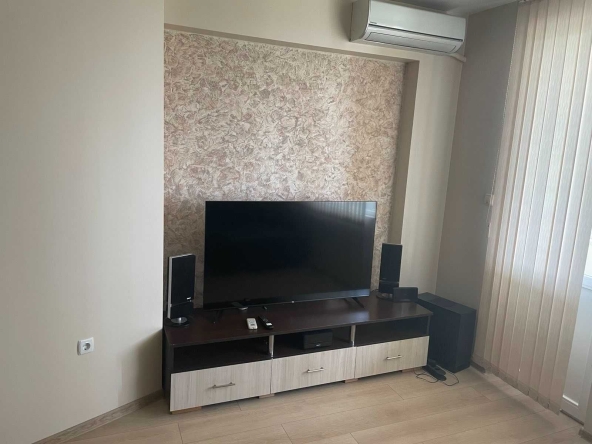 Дава се под наем Тристаен апартамент в Пловдив, Гагарин - 78 кв.м за 484.5 € - Снимка #1