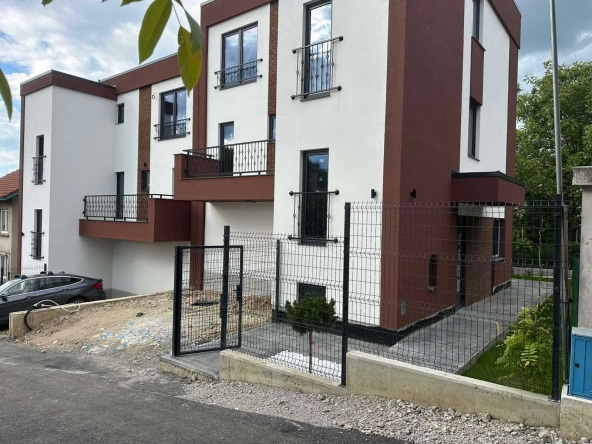 Къща в София, Дружба 2 - 207 кв.м за 2102 €/кв.м - Снимка #1