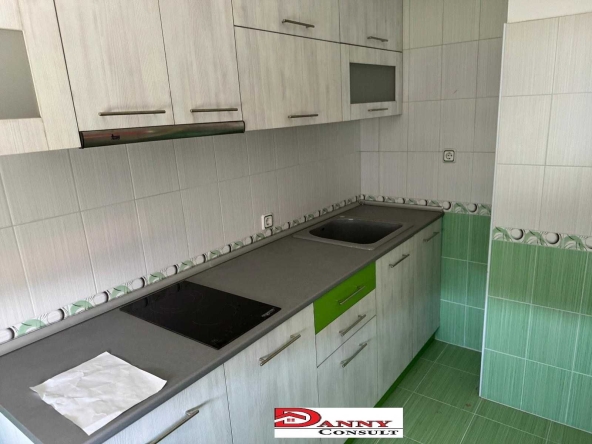 Тристаен апартамент в Велико Търново, Акация - 81 кв.м за 945 €/кв.м - Снимка #1