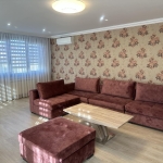 Дава се под наем Тристаен апартамент в София, Център - 100 кв.м за 600 € - Снимка #1