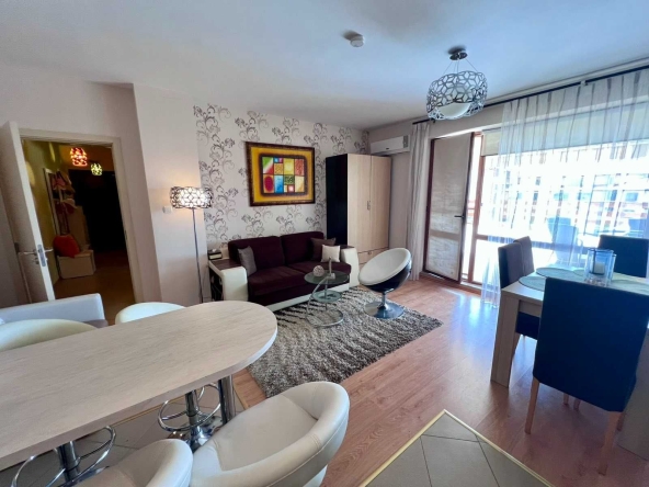 Двустаен апартамент в к.к. Слънчев бряг - 71 кв.м за 1015 €/кв.м - Снимка #1