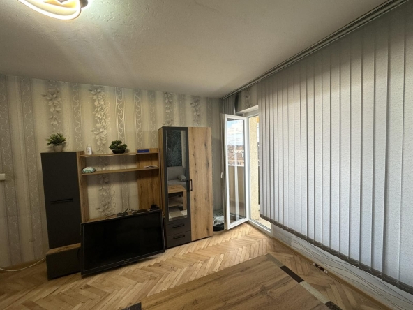 Дава се под наем Едностаен апартамент в Димитровград - 45 кв.м за 204 € - Снимка #1