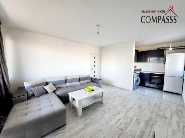 Дава се под наем Двустаен апартамент в Добрич, Център - 56 кв.м за 280.5 € - Снимка #1