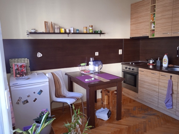 Дава се под наем Двустаен апартамент в София, Иван Вазов - 52 кв.м за 535.5 € - Снимка #1